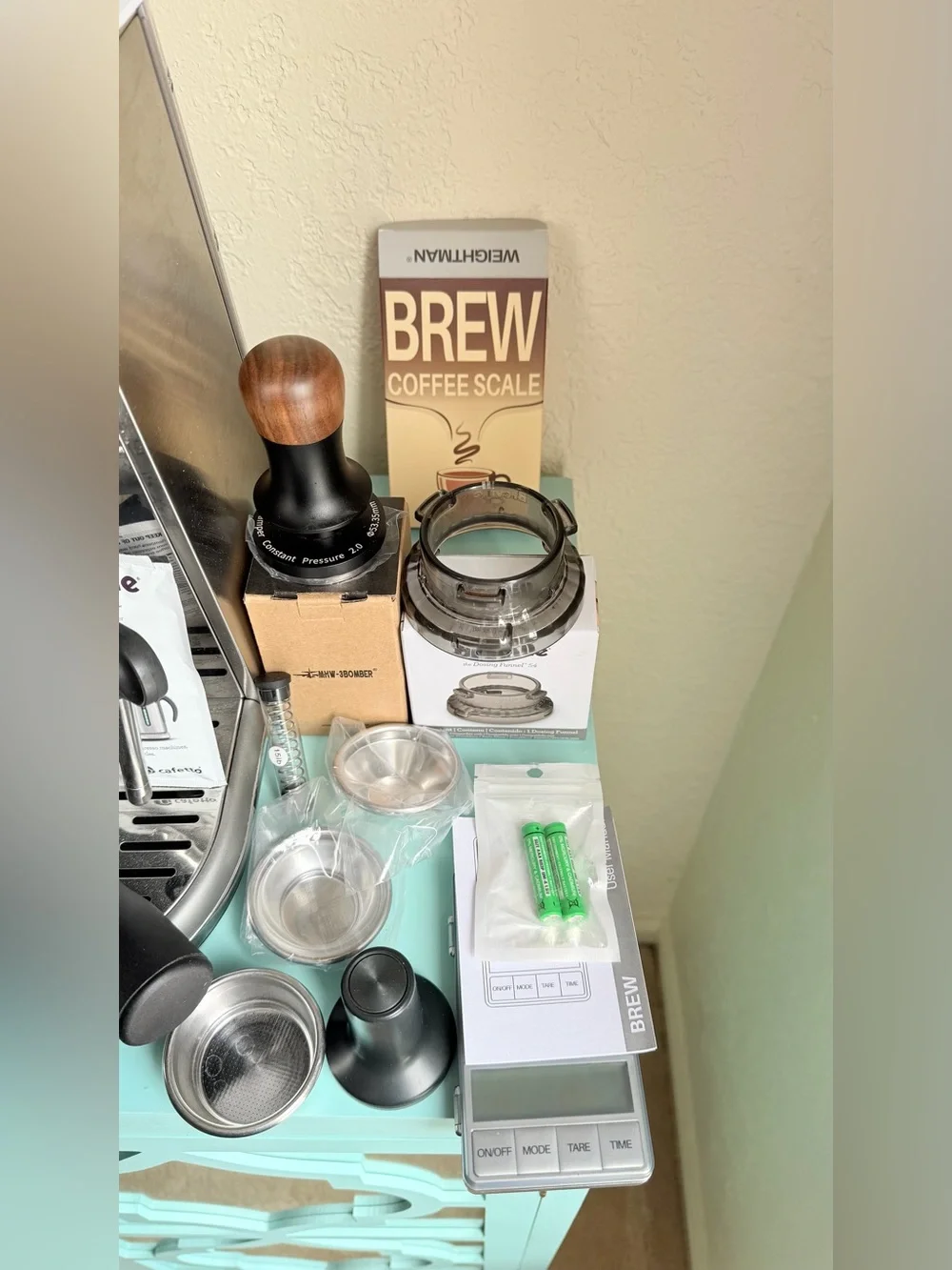 Breville Bambino BES450 Espresso Machine Complete Barista Bundle Scale Tamper